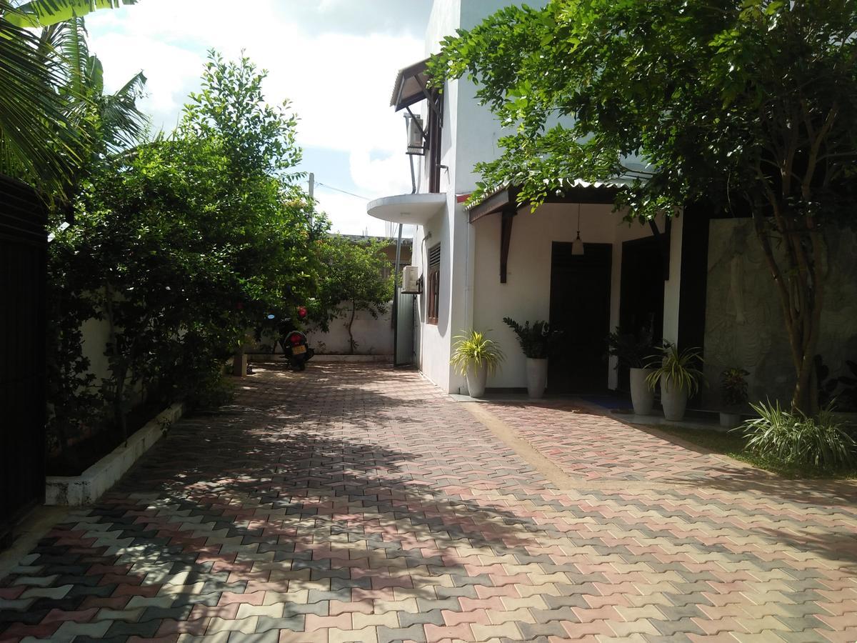 Tree House Holiday Home Kombichankulama Exterior foto